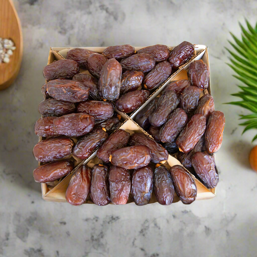 Organic Jumbo Medjool Dates Box